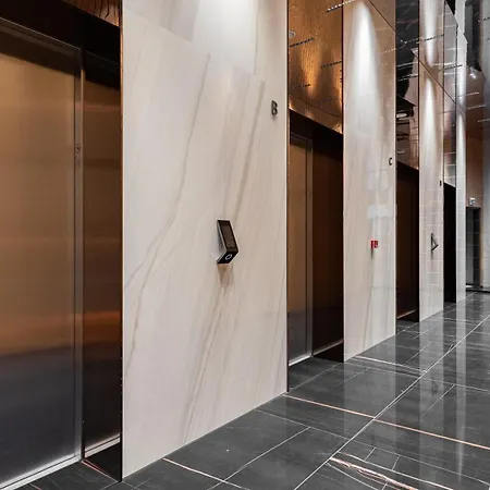 Eurovea Tower - Luke Danube 25 Lägenhet