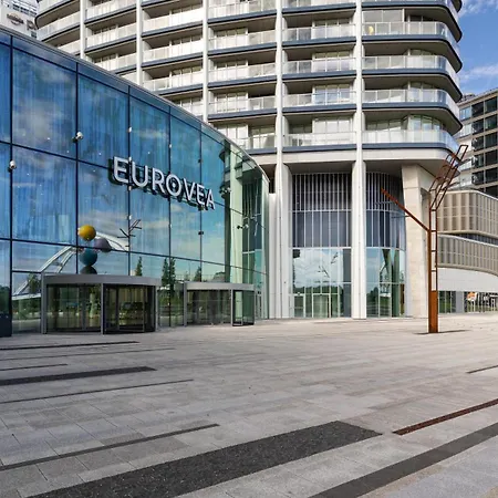 Lägenhet Eurovea Tower - Luke Danube 25 Bratislava