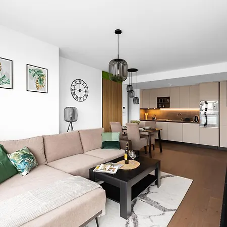 Eurovea Tower - Luke Danube 25 Apartamento Bratislava